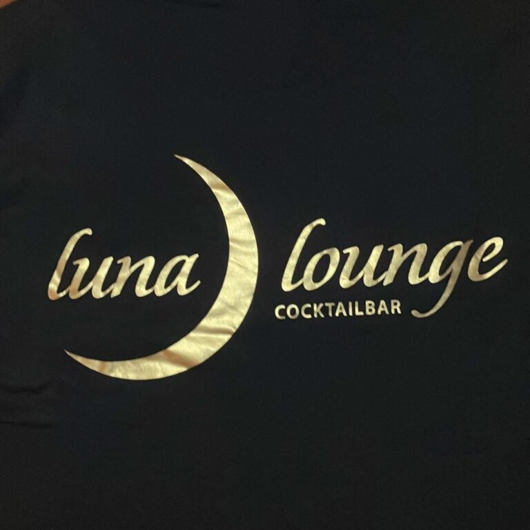 Luna Lounge